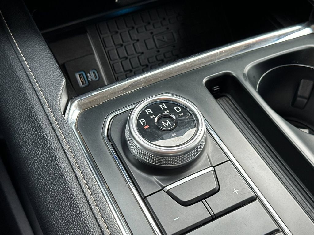 Used 2024 Ford Expedition Max XLT image 22