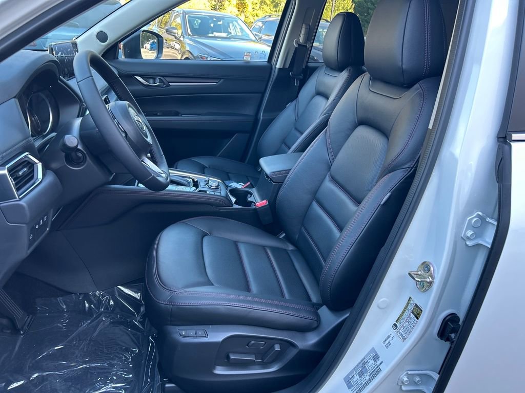 New 2025 MAZDA CX-5 Carbon Edition image 14