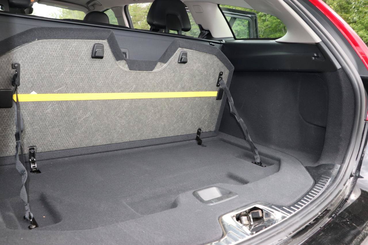 Used 2016 Volvo V60 T5 Premier AWD/4WD image 7