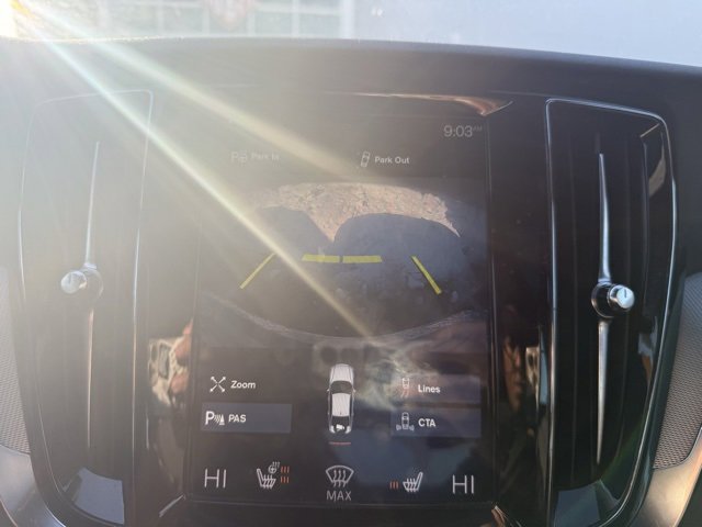 Used 2019 Volvo S60 T6 R-Design image 16