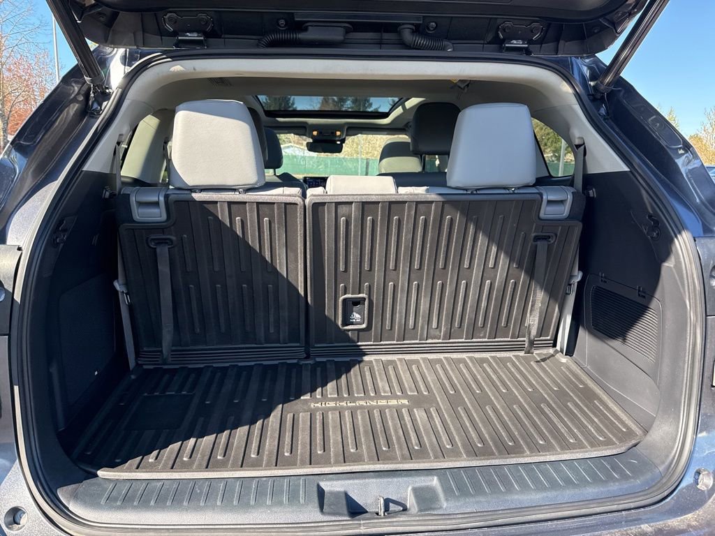 Used 2022 Toyota Highlander Platinum image 23