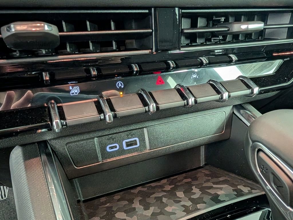 New 2026 GMC Canyon Elevation w/ Convenience Package image 23