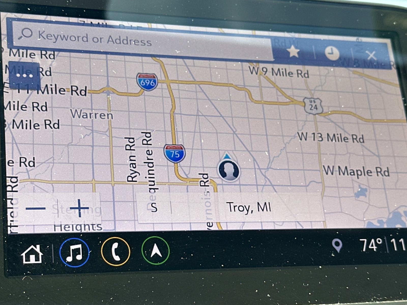 Used 2019 Chevrolet Equinox LT w/ Sun & Navigation Package FWD image 28