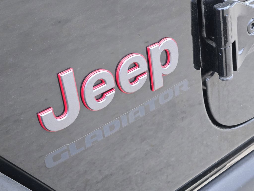 Used 2021 Jeep Gladiator Rubicon AWD/4WD image 11