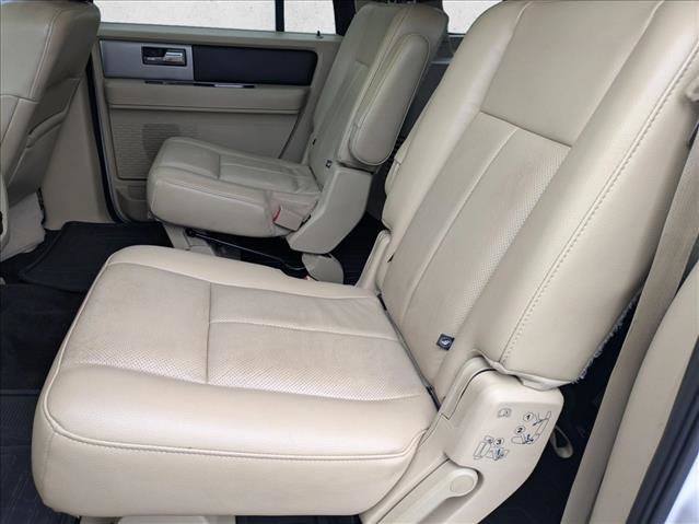 Used 2017 Ford Expedition EL XLT w/ Equipment Group 202A RWD image 19