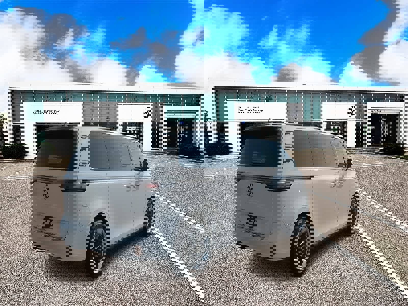 New 2025 Volkswagen ID. Buzz Pro S image 8