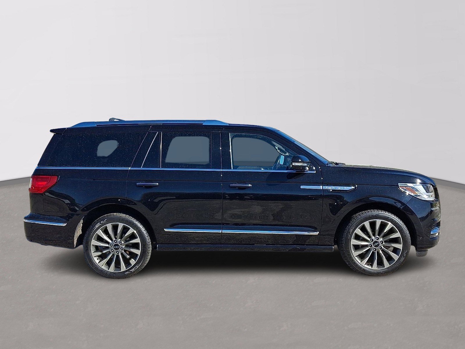 Certified 2020 Lincoln Navigator Reserve w/ Luxury Package image 7