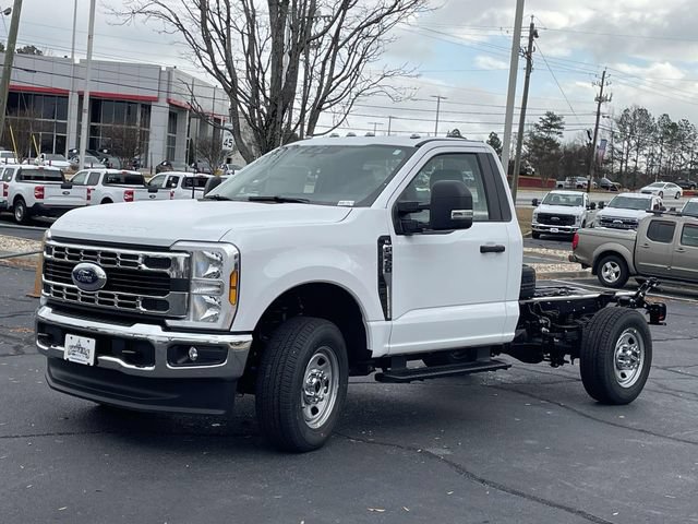 New 2026 Ford F350 XL w/ XL Chrome Package AWD/4WD image 24