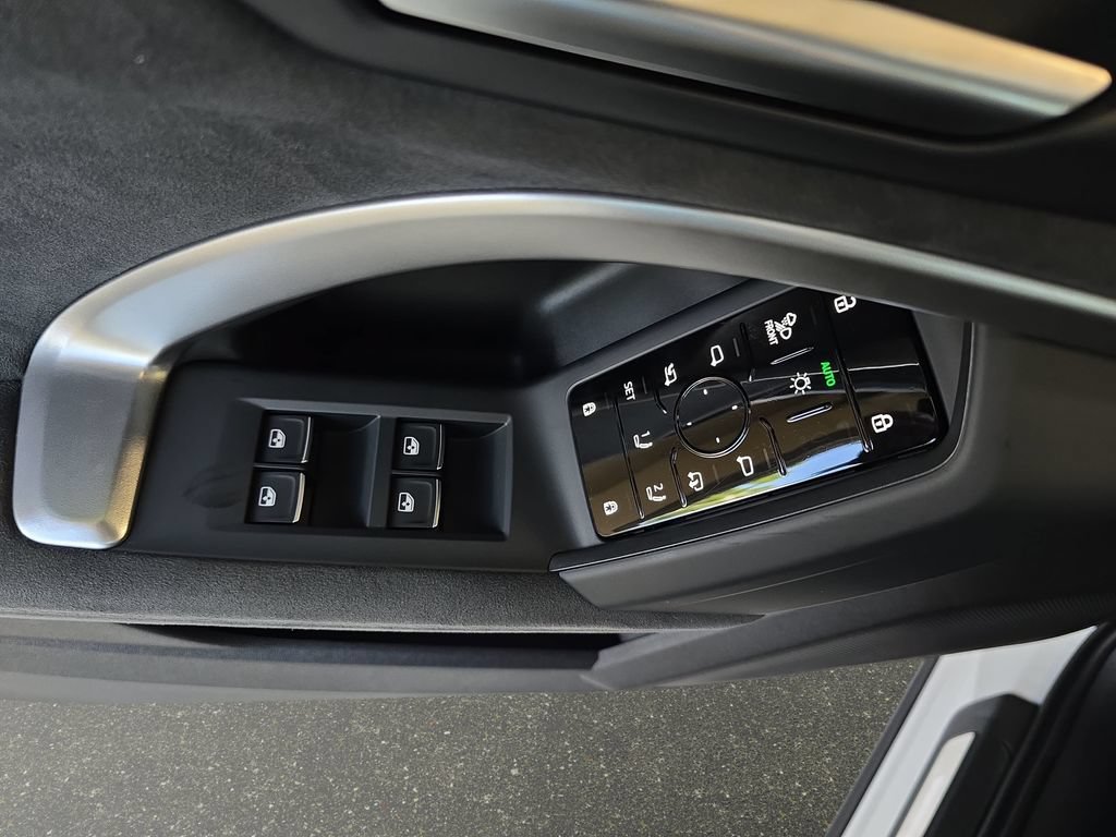 New 2026 Audi SQ5 Premium Plus AWD/4WD image 28