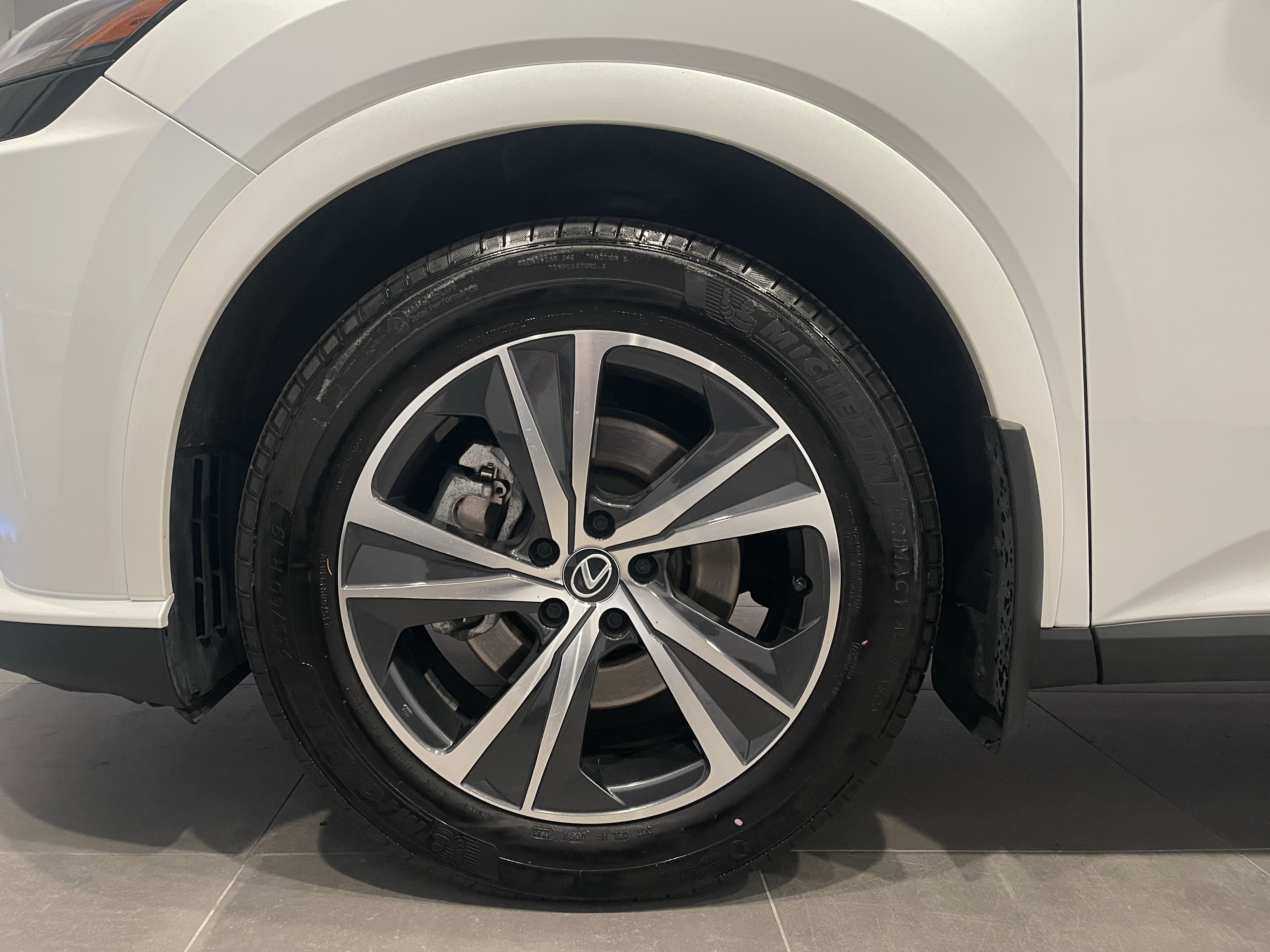 Used 2023 Lexus RX 350 Premium w/ Accessory Package image 7