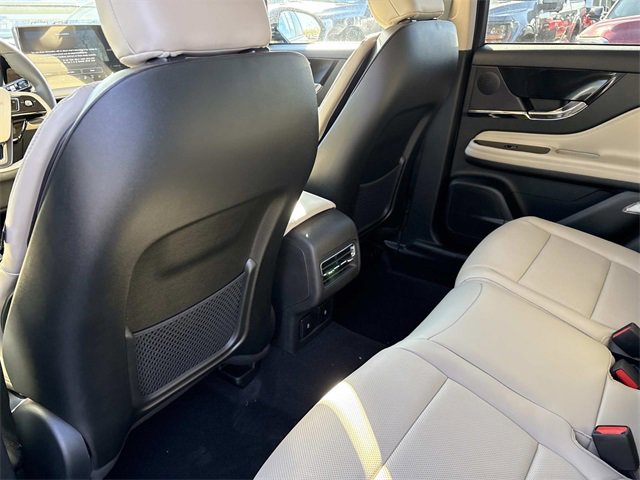 New 2026 Lincoln Corsair Reserve image 17