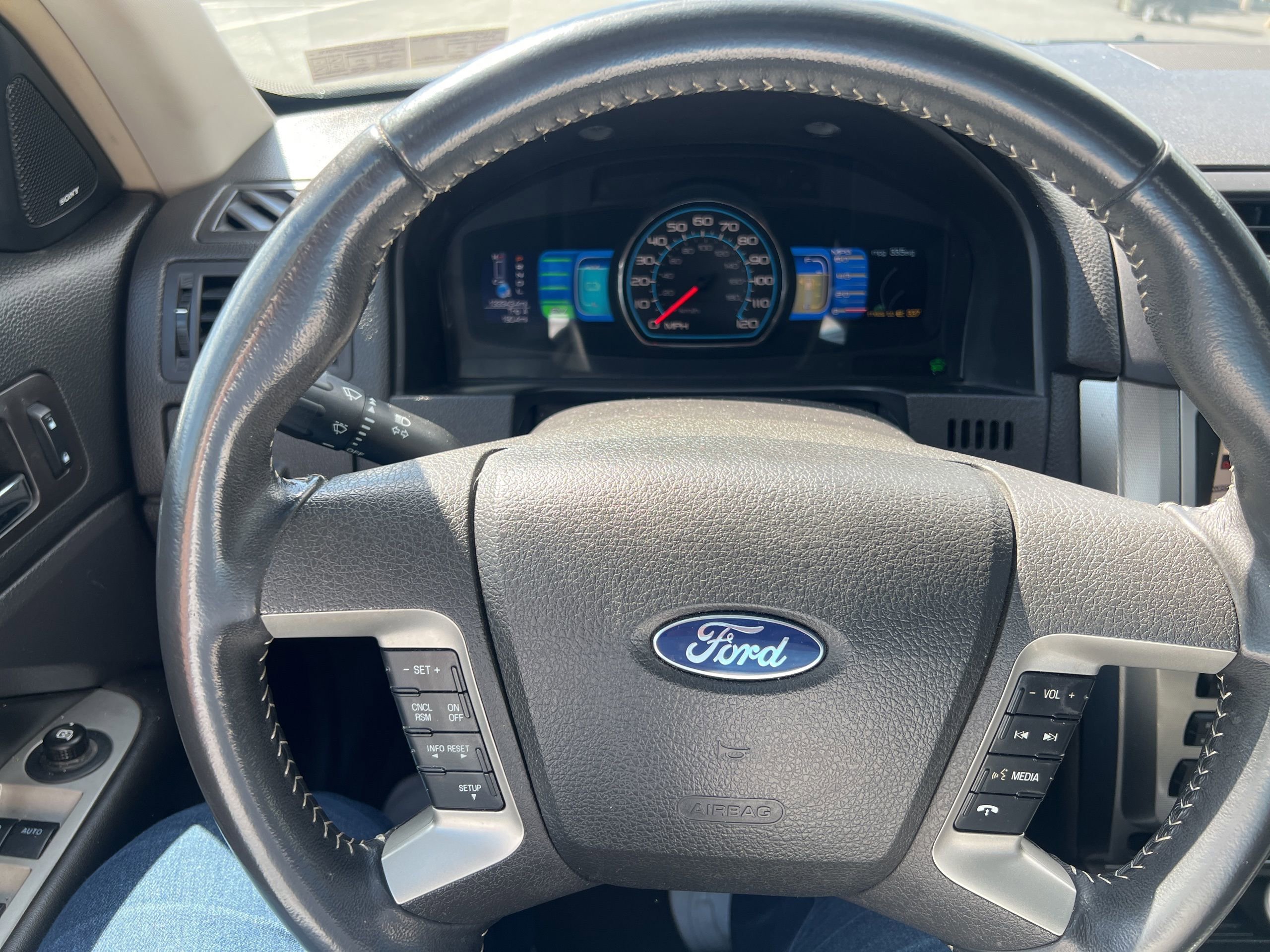 Used 2012 Ford Fusion Hybrid image 14