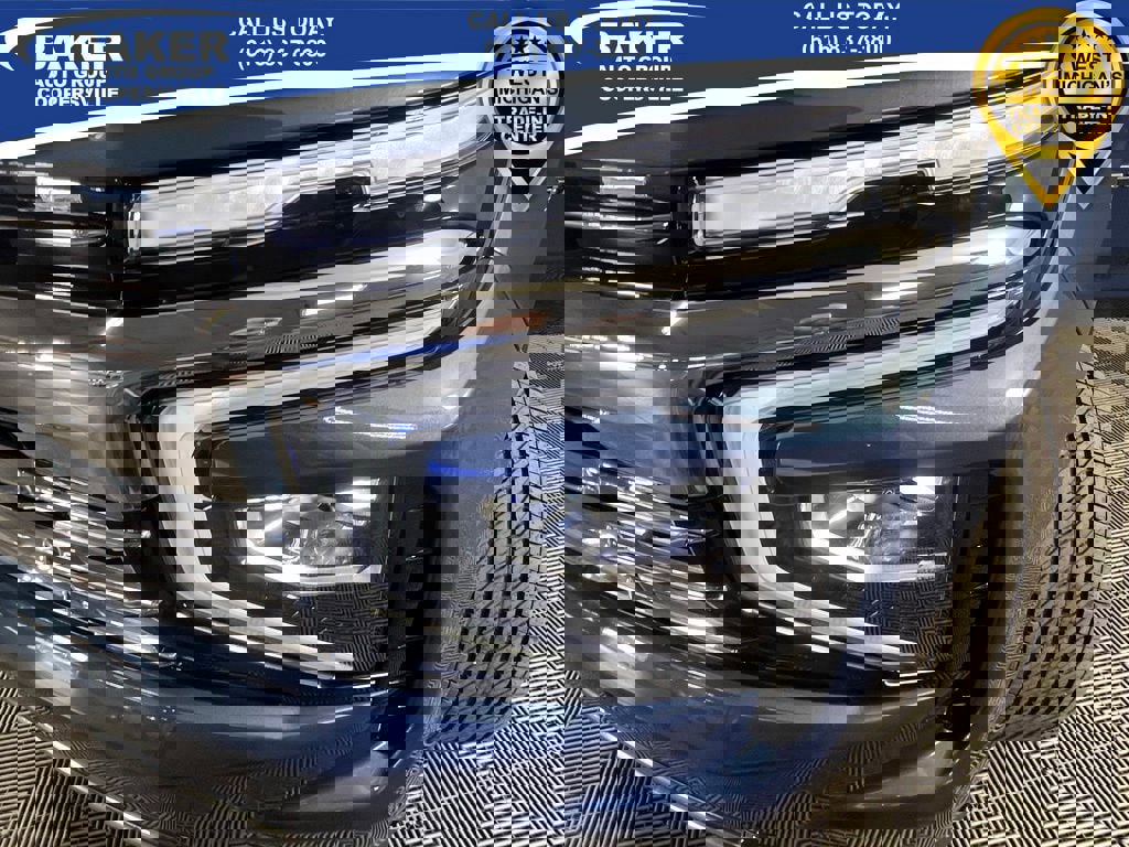 New 2025 Chevrolet Suburban Premier image 32