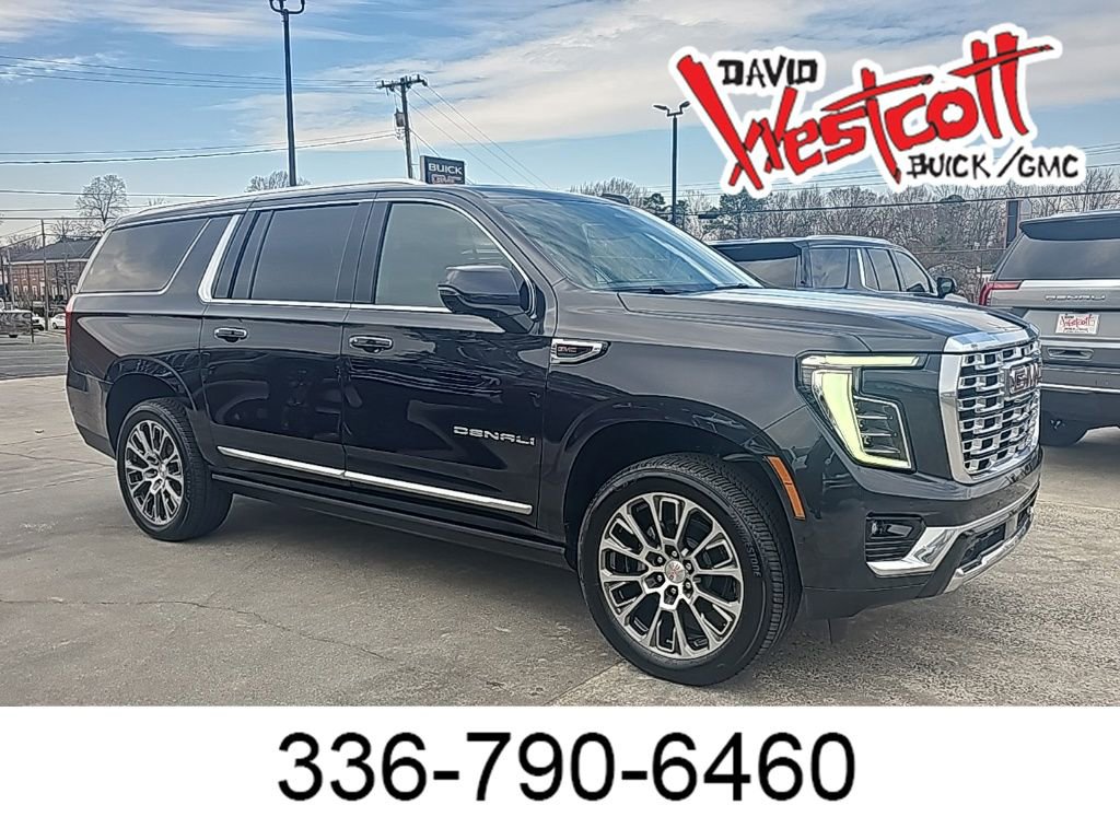 Used 2026 GMC Yukon XL Denali w/ Sun & Power Step Package image 1