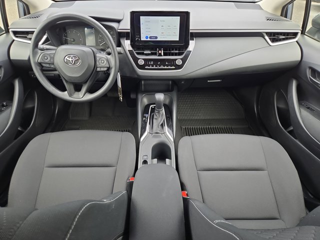 Used 2025 Toyota Corolla LE FWD image 16
