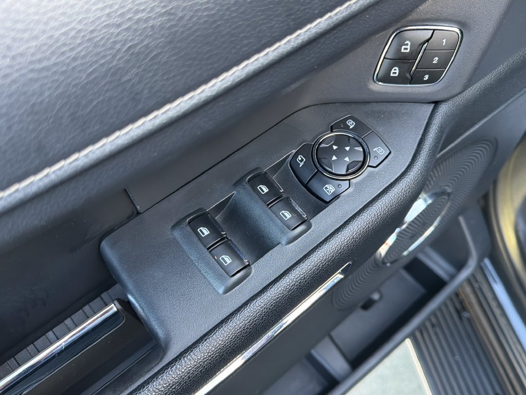 Certified 2023 Ford Expedition XLT RWD image 17