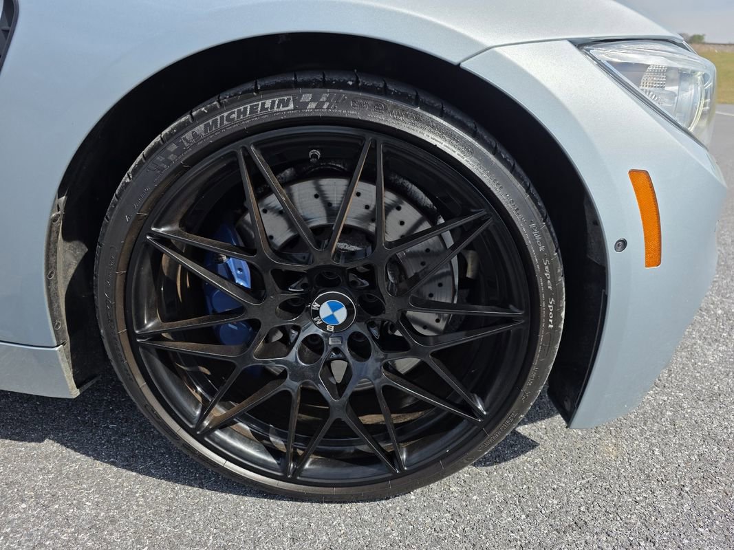 Used 2017 BMW M4 image 43