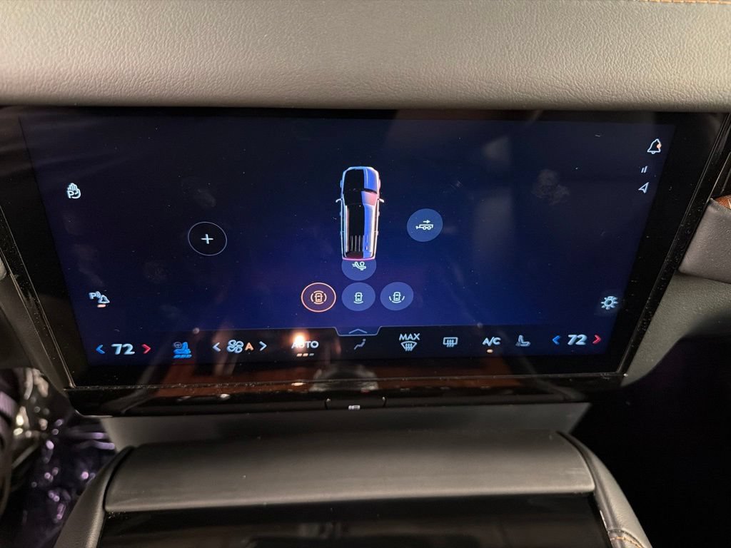 New 2027 Lincoln Navigator Black Label AWD/4WD image 13