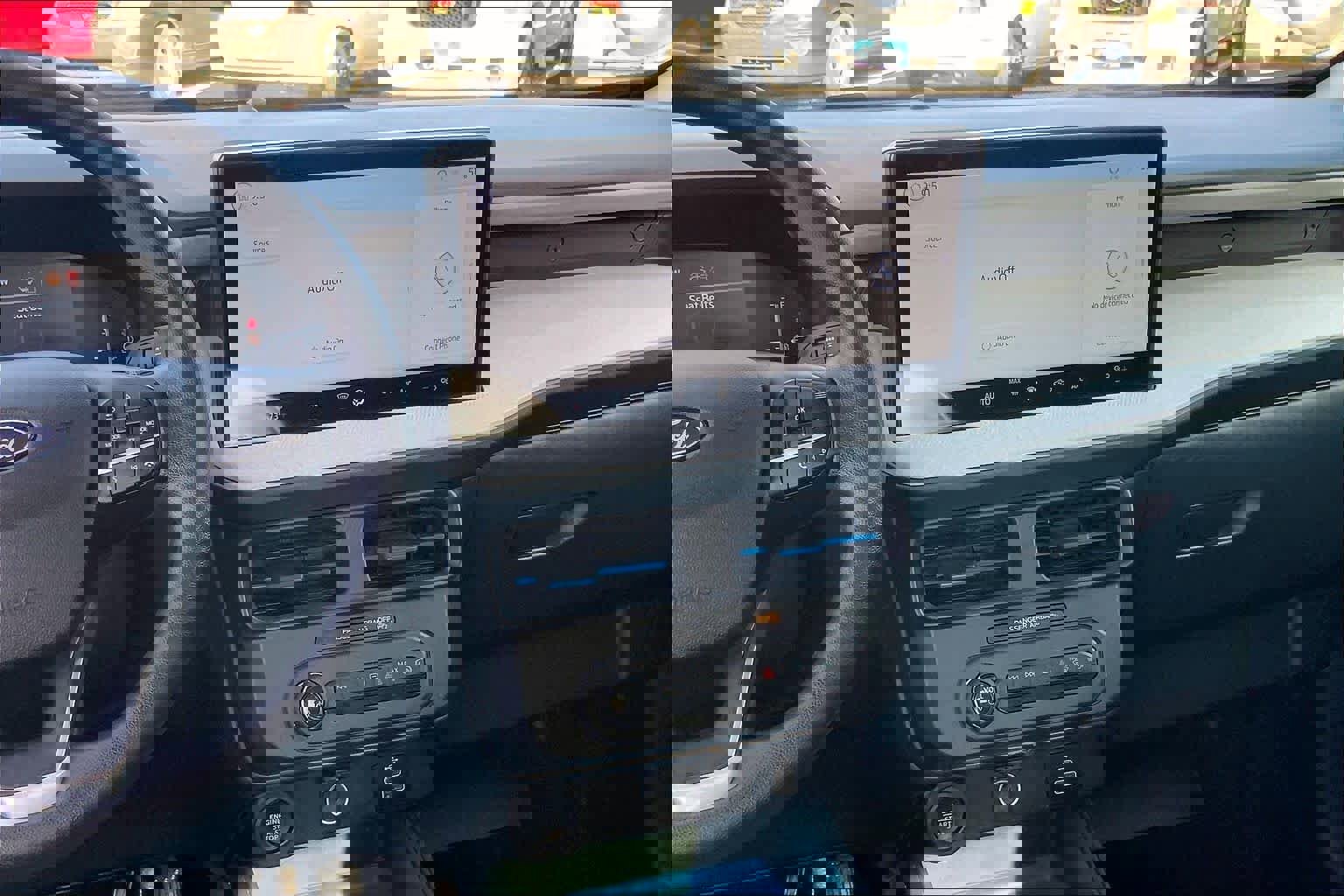 Used 2025 Ford Maverick XLT w/ Equipment Group 302A image 7