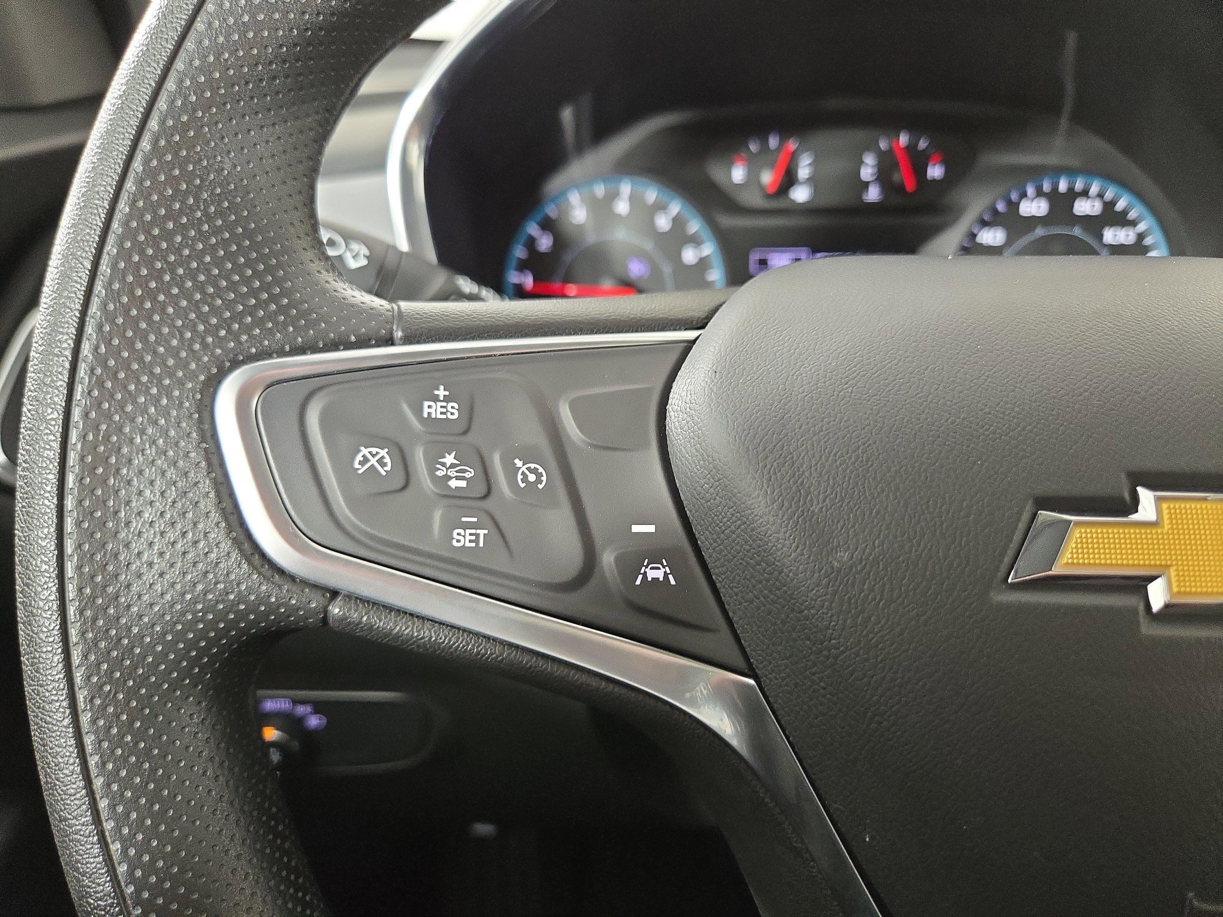 Used 2023 Chevrolet Equinox LS w/ Driver Confidence II Package image 15