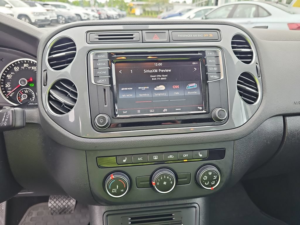 Used 2017 Volkswagen Tiguan Wolfsburg Edition FWD image 14