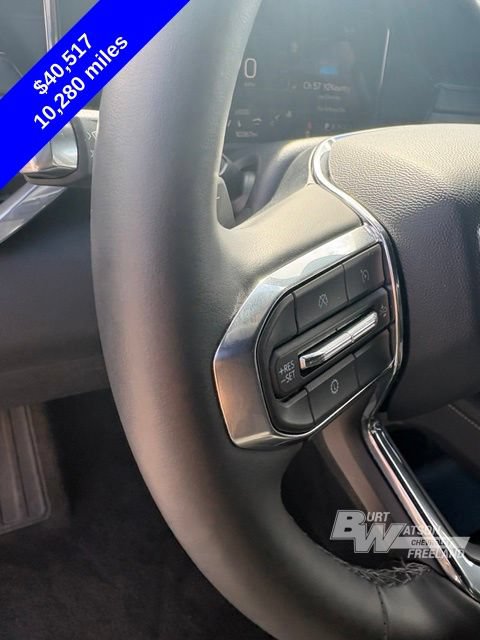Used 2026 GMC Acadia Elevation FWD image 14