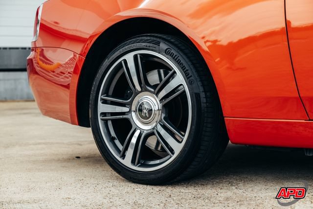Used 2015 Rolls-Royce Wraith RWD image 51