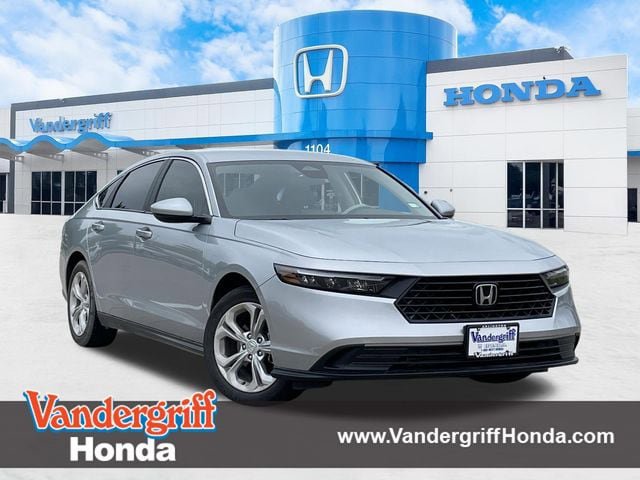 Used 2025 Honda Accord LX image 1