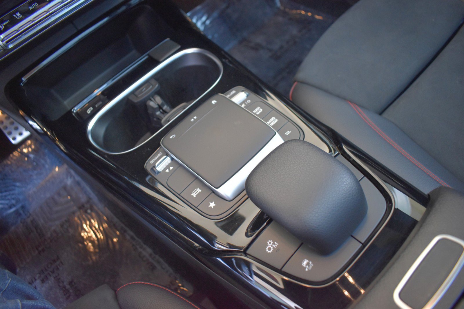 Used 2021 Mercedes-Benz A 35 AMG 4MATIC image 25