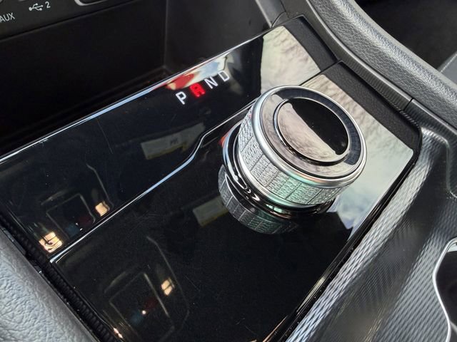 Used 2024 Jeep Grand Cherokee Laredo w/ MOPAR Finishing Package image 18