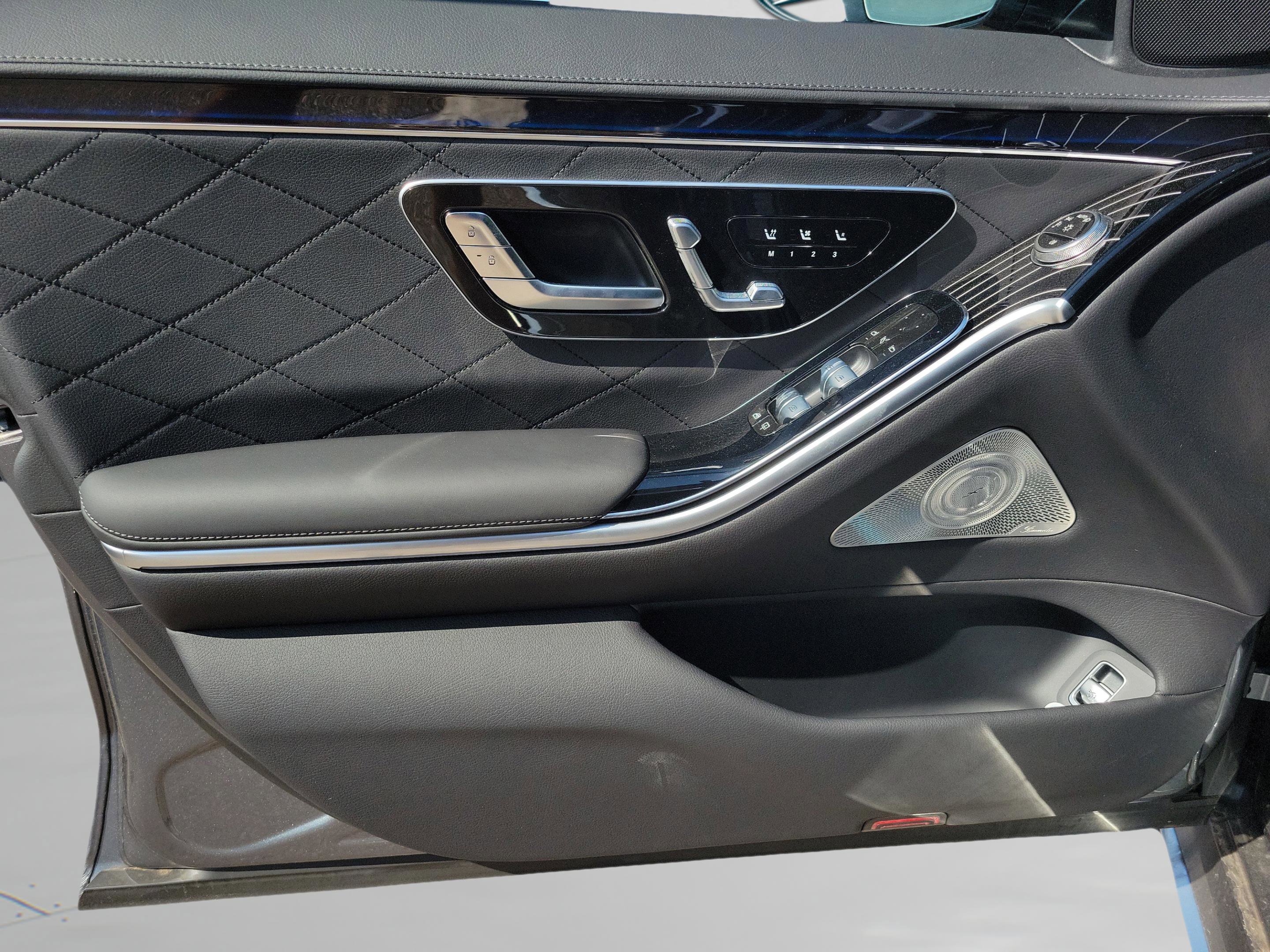 Used 2026 Mercedes-Benz S 580 4MATIC Sedan image 14