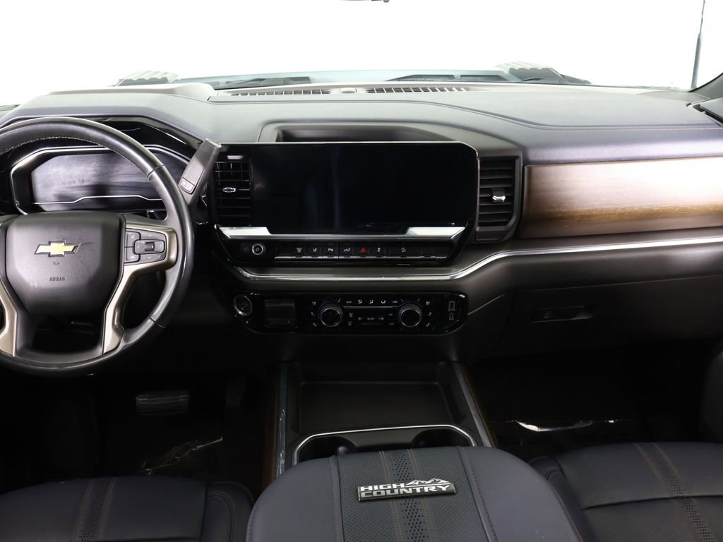 Used 2024 Chevrolet Silverado 2500 High Country w/ High Country Premium Package AWD/4WD image 43