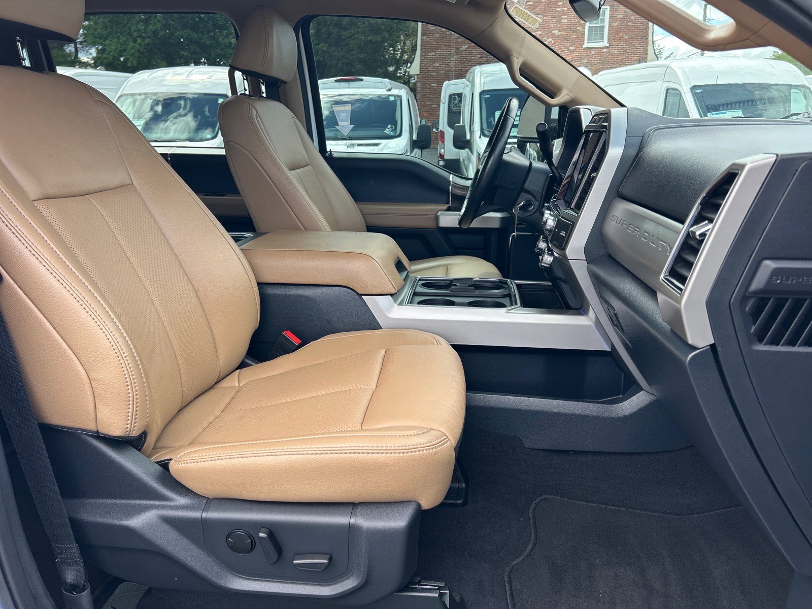 Certified 2022 Ford F350 Lariat w/ Lariat Value Package AWD/4WD image 18