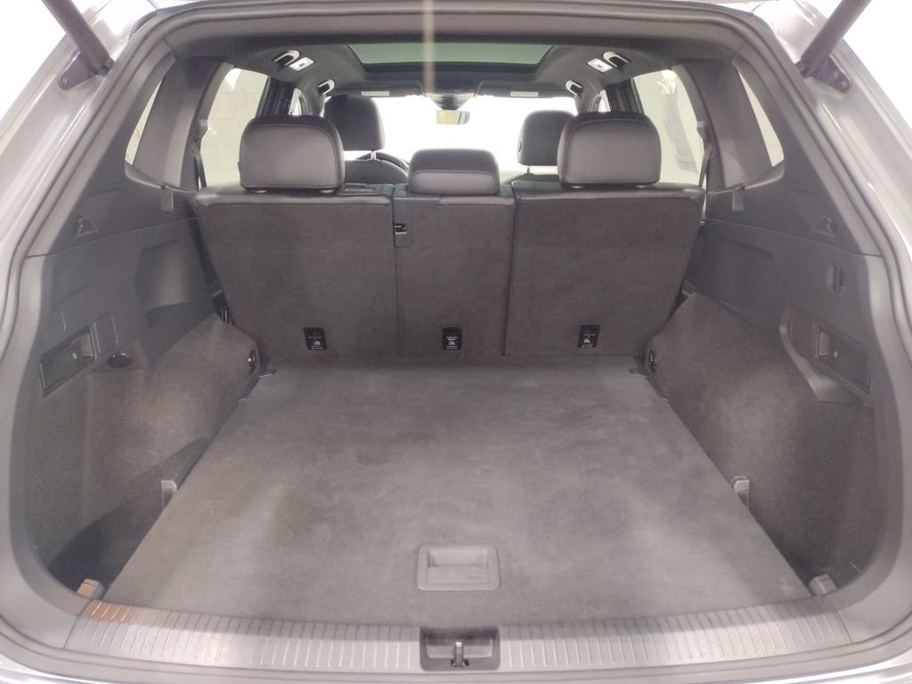 Used 2020 Volkswagen Tiguan SEL Premium R-Line image 19