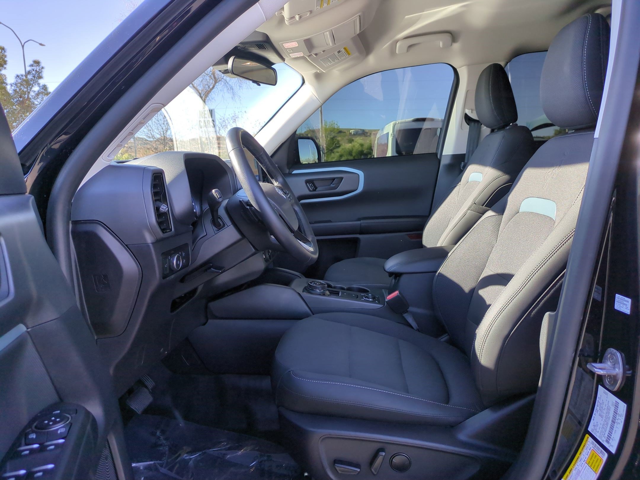 Used 2024 Ford Bronco Sport Badlands image 15