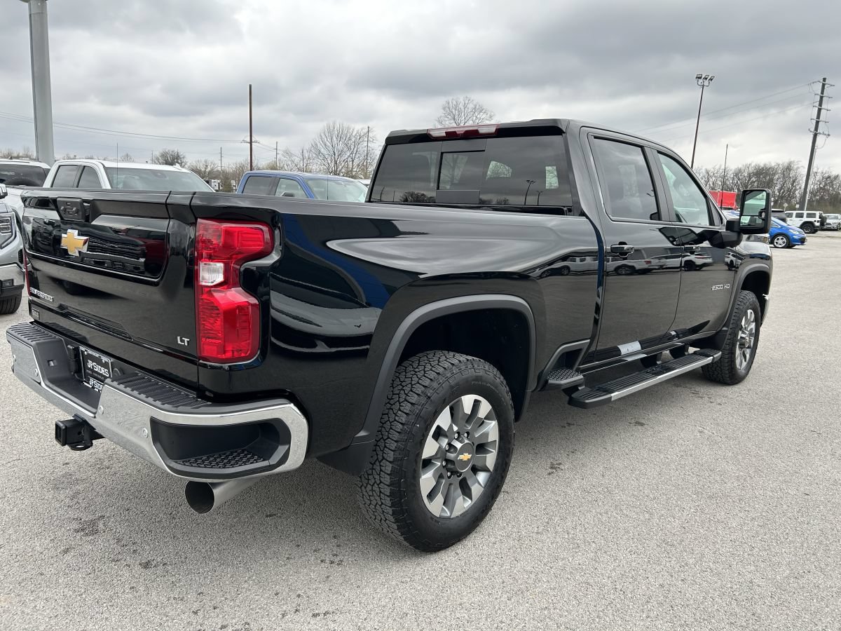 Used 2025 Chevrolet Silverado 2500 LT w/ All Star Edition AWD/4WD image 4
