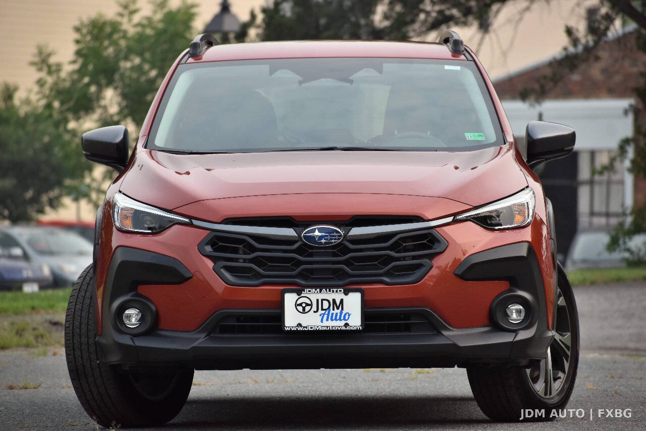 Used 2024 Subaru Crosstrek 2.0i Premium w/ Crosstrek Mirror Package AWD/4WD image 3
