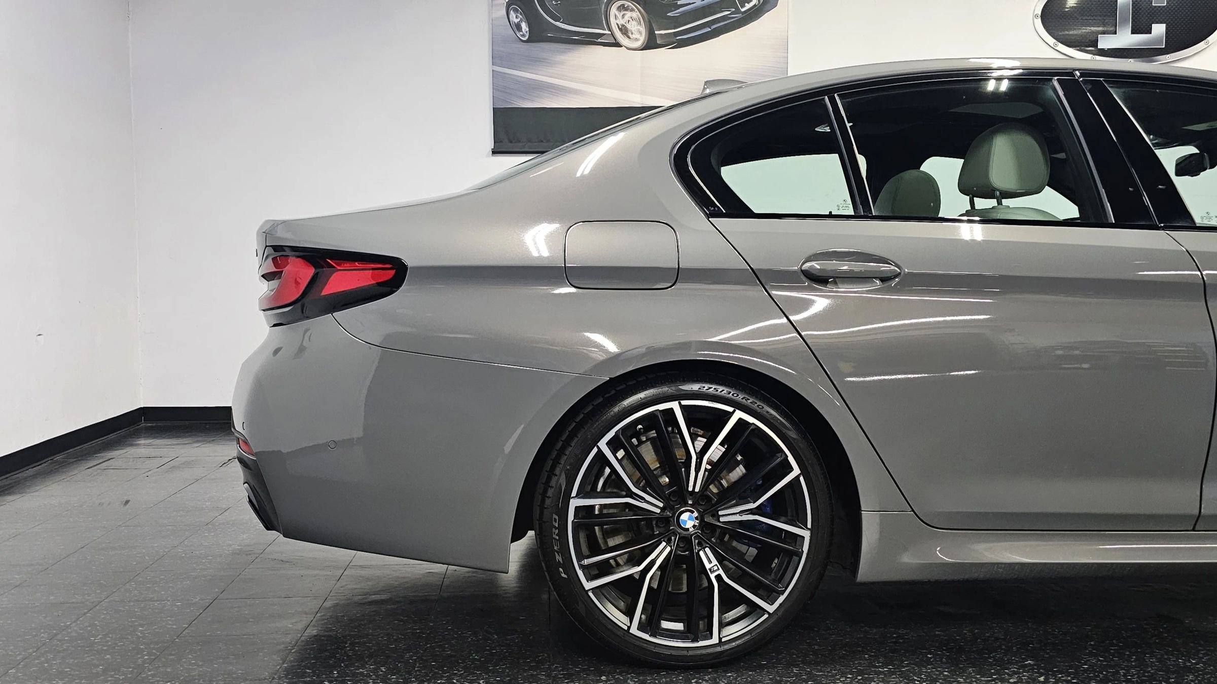Used 2021 BMW 540i w/ M Sport Package RWD image 26