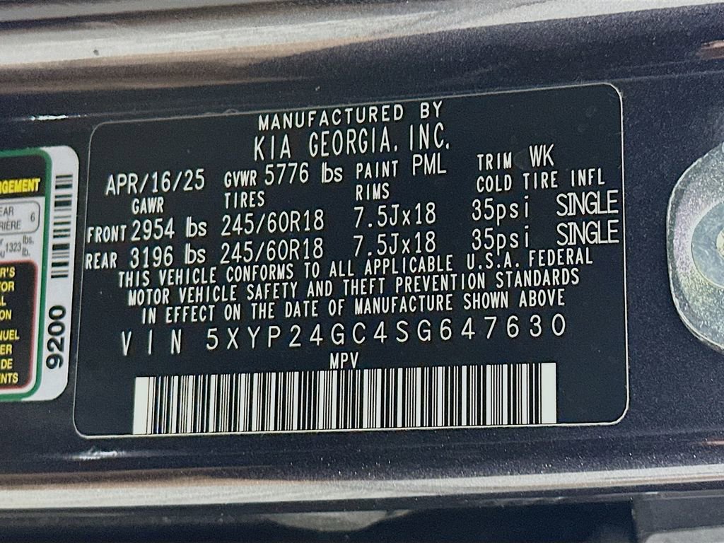 Used 2025 Kia Telluride LX FWD image 27