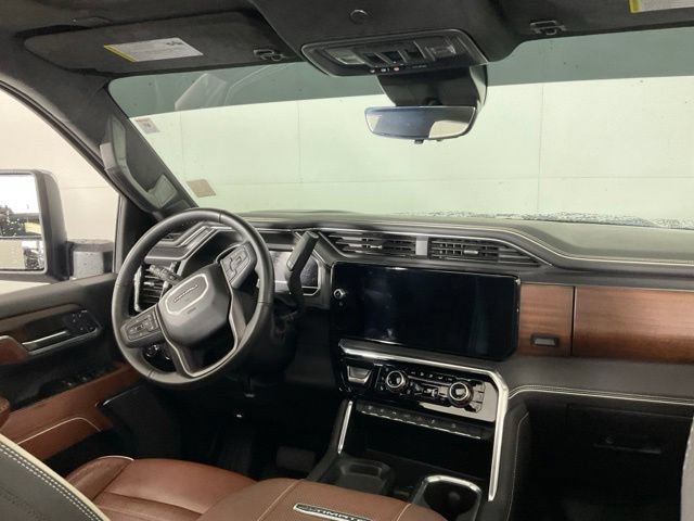 Used 2024 GMC Sierra 2500 Denali Ultimate w/ Max Trailering Package AWD/4WD image 33