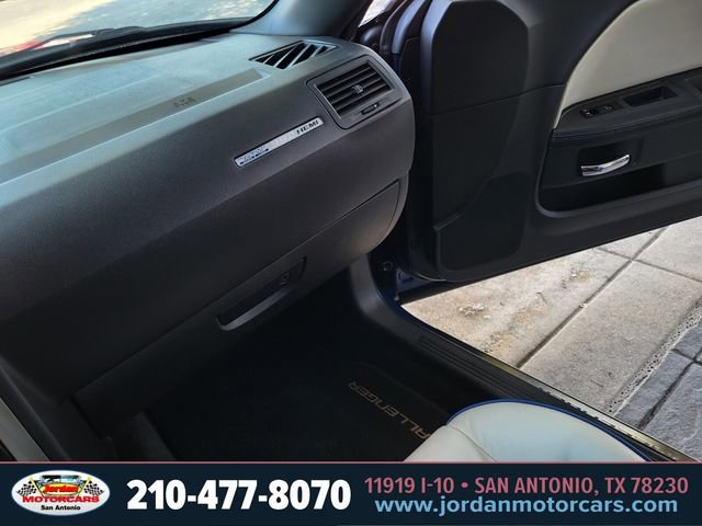 Used 2011 Dodge Challenger SRT8 RWD image 12
