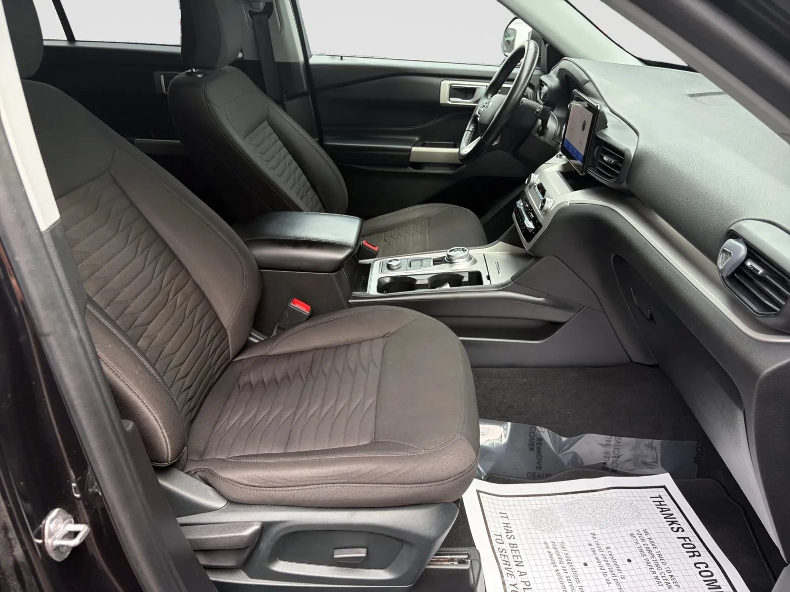 Used 2021 Ford Explorer XLT AWD/4WD image 22