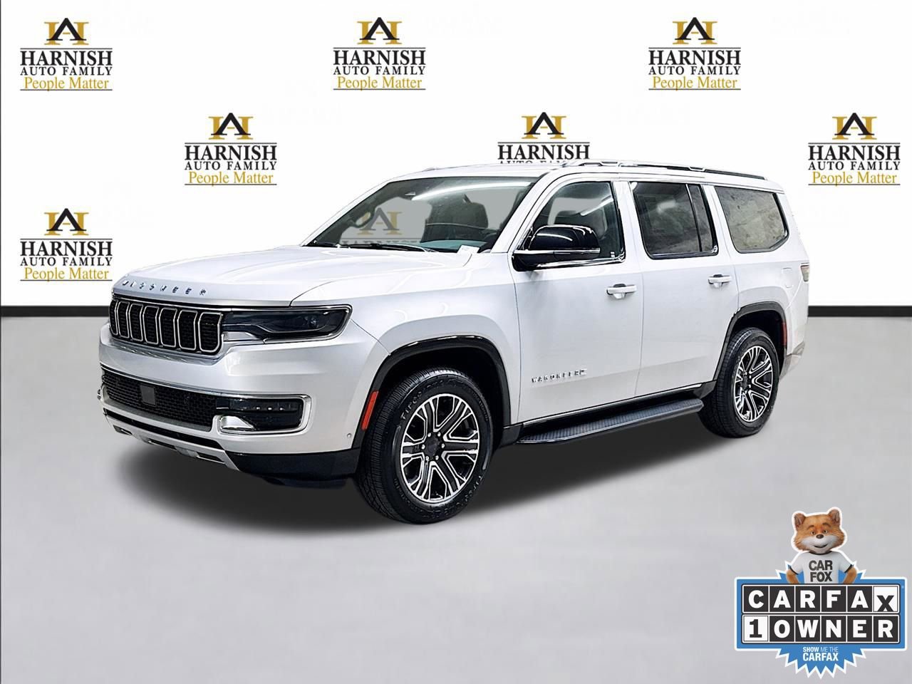 Used 2024 Jeep Wagoneer Series II AWD/4WD image 1