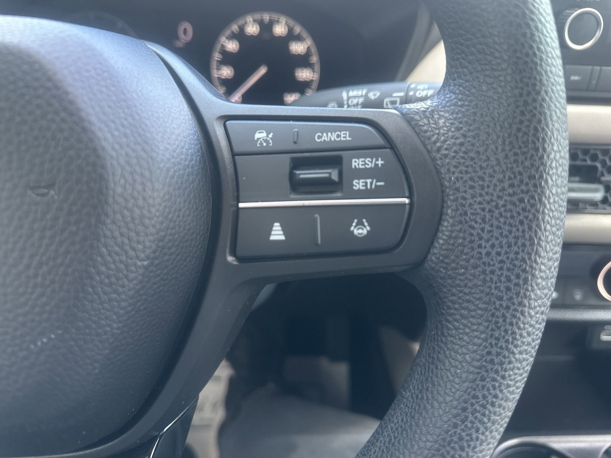 Used 2023 Honda HR-V LX image 22