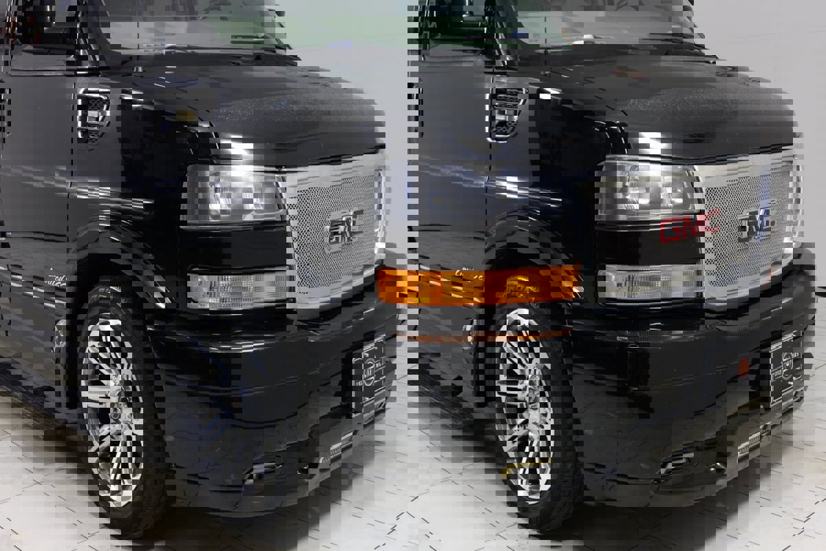 Used 2016 GMC Savana 2500 image 37