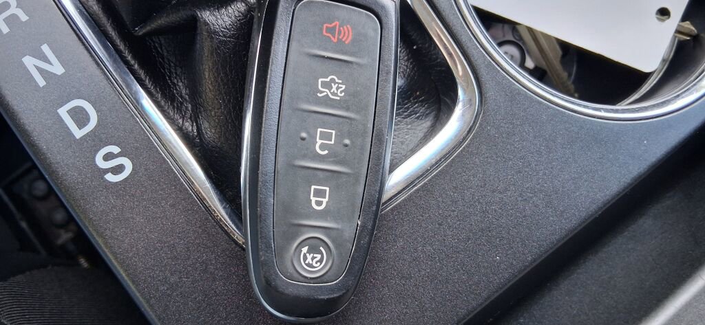 Used 2016 Ford Flex Limited w/ Equipment Group 303A AWD/4WD image 27