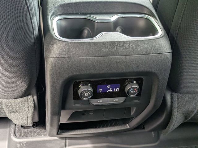 New 2026 Chevrolet Traverse LT FWD image 27