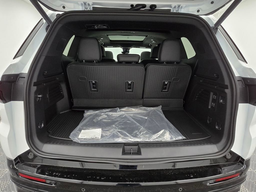 New 2026 Buick Enclave Sport Touring w/ Super Cruise Package image 16