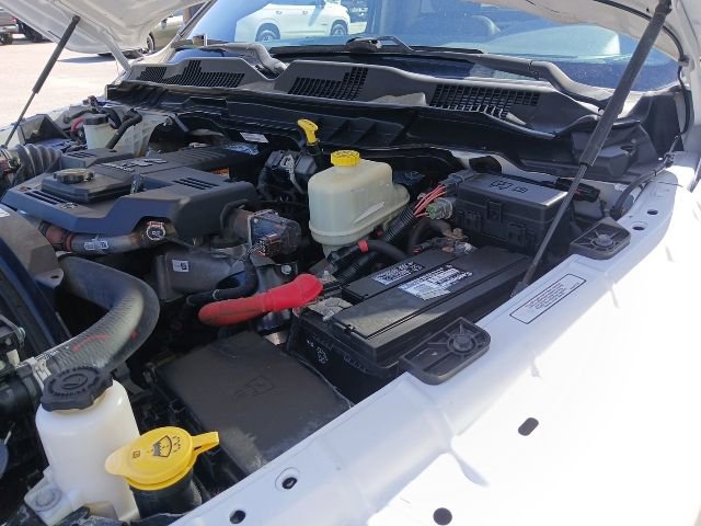 Used 2016 RAM 5500 Tradesman w/ Power Accessory Group AWD/4WD image 33
