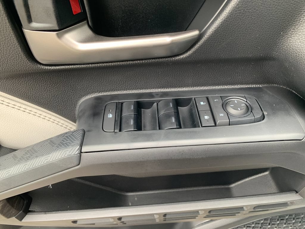 New 2026 Toyota Tacoma Limited AWD/4WD image 12